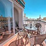 Fantastic Penthouse With Roof Terrace In The Heart Of *