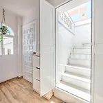 Fantastic Penthouse With Roof Terrace In The Heart Of Апартаменты *