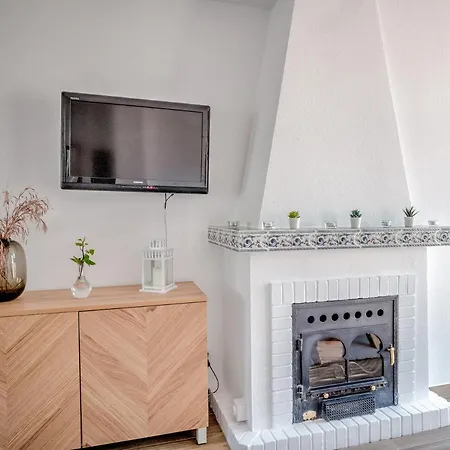 アパート Fantastic Penthouse With Roof Terrace In The Heart Of ネルハ