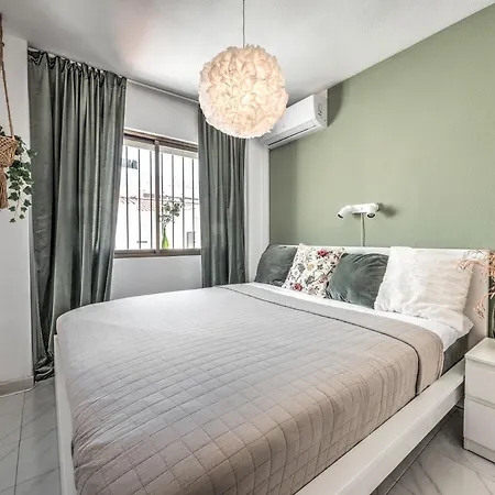 Fantastic Penthouse With Roof Terrace In The Heart Of Nerja