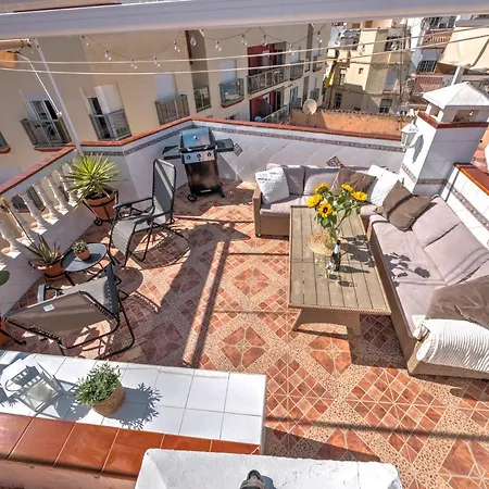 Fantastic Penthouse With Roof Terrace In The Heart Of