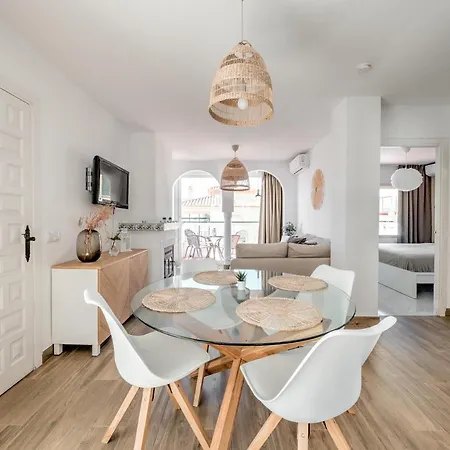 Fantastic Penthouse With Roof Terrace In The Heart Of *