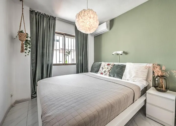 Fantastic Penthouse With Roof Terrace In The Heart Of Nerja