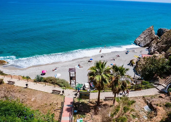 Fantastic Penthouse With Roof Terrace In The Heart Of Nerja