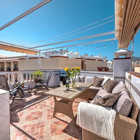Fantastic Penthouse With Roof Terrace In The Heart Of *