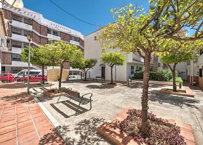 Апартаменты Fantastic Penthouse With Roof Terrace In The Heart Of Нерха