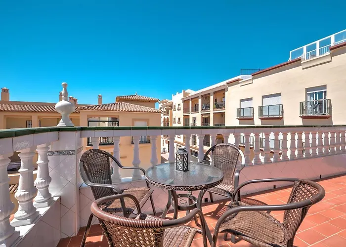 Апартаменты Fantastic Penthouse With Roof Terrace In The Heart Of Нерха