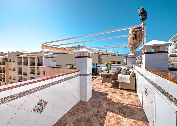 Fantastic Penthouse With Roof Terrace In The Heart Of *