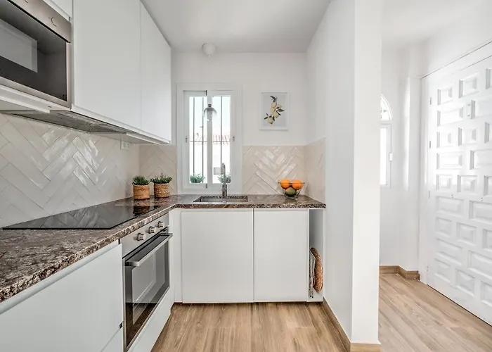 Апартаменты Fantastic Penthouse With Roof Terrace In The Heart Of