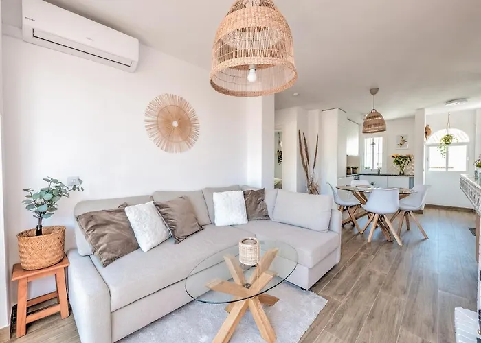 Fantastic Penthouse With Roof Terrace In The Heart Of